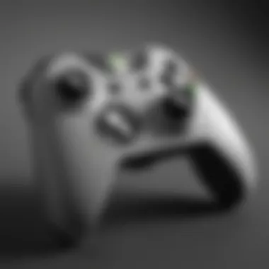 Ergonomic Features of Xbox Elite Controller with Custom Faceplate Side view of Xbox Elite Controller demonstrating ergonomic features and custom faceplate